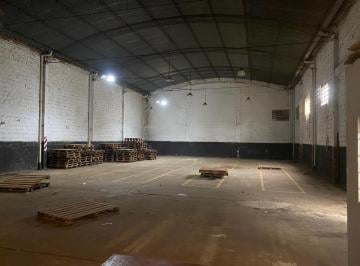 Bodega-Galpón · 420m² · Alquilo Excelente Galpon en Av, Posadas Mnes