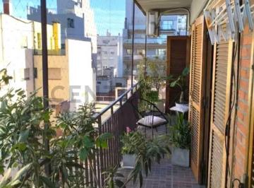 Departamento · 121m² · 4 Ambientes · 1 Cochera · Venta - Permuta Depto 4 Ambientes en Villa Urquiza