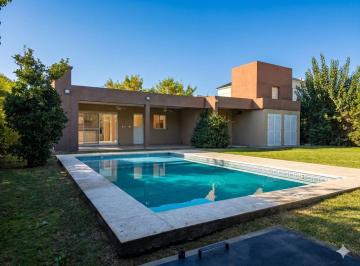 Casa · 198m² · 5 Ambientes · Venta Casa 5 Amb La Horqueta de Echeverria