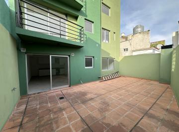 PATIO PROPIO · Excelente Departamento 2 Amb Luminoso C/ Gran Patio. a Estrenar