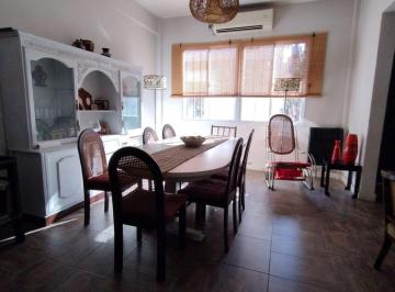 PH · 88m² · 3 Ambientes · 1 Cochera · Venta Casa 3 Ambientes con Cochera y Patio Quilmes