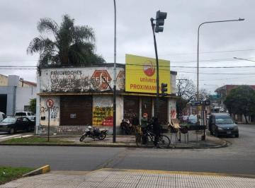 Casa · 352m² · 4 Ambientes · 1 Cochera · Se Venden 2 Casa a Refaccionar