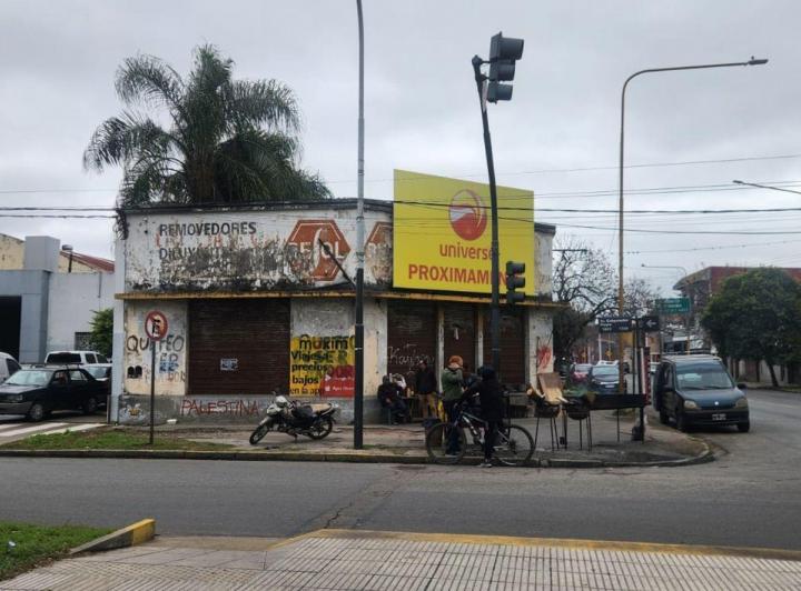 Casa · 352m² · 4 Ambientes · 1 Cochera