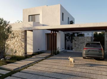 Casa · 224m² · 7 Ambientes · 2 Cocheras · Casa en Venta en Rincón de Viamonte – a Estrenar