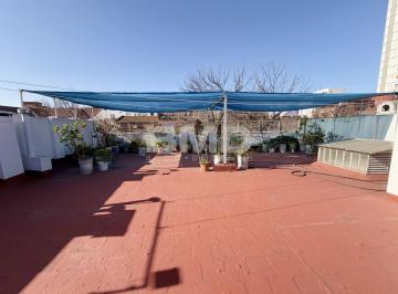 PH · 144m² · 4 Ambientes · PH con Entrada Independiente de 4 Ambientes en Saavedara