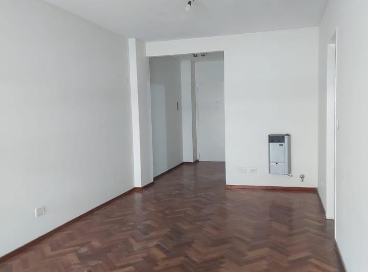 Departamento · 76m² · 3 Dormitorios