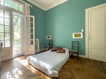 Casa · 250m² · 6 Ambientes · 1 Cochera · Pasco Al 100 | Congreso | Casa Sobre Terreno Propio | Gran Propiedad! | Venta