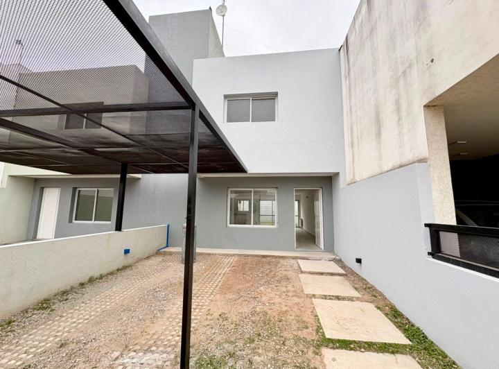 Casa · 115m² · 4 Ambientes · 1 Cochera