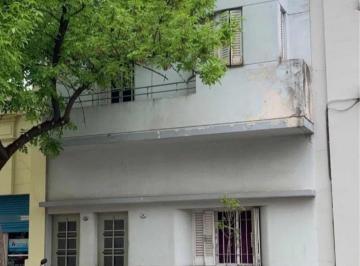 Casa · 160m² · 5 Ambientes · 1 Cochera · Casa en Venta - 5 Dorm. 2 Baños - Cochera - 166 m² - Bahía Blanca