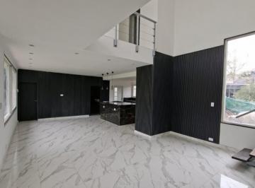Casa · 270m² · 5 Ambientes · 5 Cocheras · Casa 5 Ambientes en Alquiler, Barrio Los Paraisos Cardales