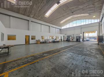 Depósito · 728m² · Deposito en Alquiler 729 m², Predio con Seguridad, Olivos Vicente Lopez