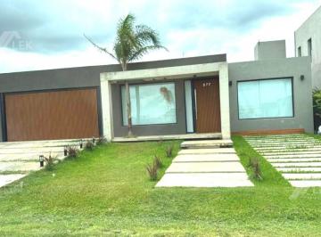 Casa · 600m² · 3 Ambientes · 2 Cocheras · Venta Casa Doble Cochera Piscina - Barrio Privado Finca Don Eugenio II - General Rodriguez