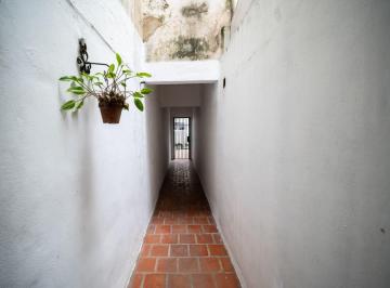 PH · 60m² · 4 Ambientes · Venta PH a Reciclar en Oroño y Güemes - Pichincha