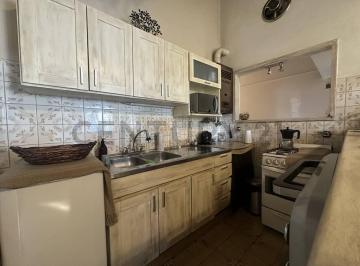 Casa · 114m² · 4 Ambientes · 1 Cochera · Casa en Venta en Tolosa