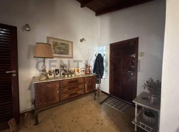 Casa · 114m² · 4 Ambientes · 1 Cochera · Casa en Venta en Tolosa