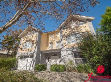 Casa de 15 ambientes, San Isidro · Venta Residencia Única en San Isidro Chico | 1.567 m² Terreno