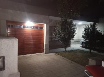 Casa de 8 ambientes, Córdoba · Casa en Venta Alto Alberdi