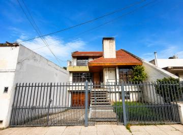 Casa de 5 ambientes, La Matanza · Escucho Oferta! Gran Chalet 5 Ambientes en Venta San Justo