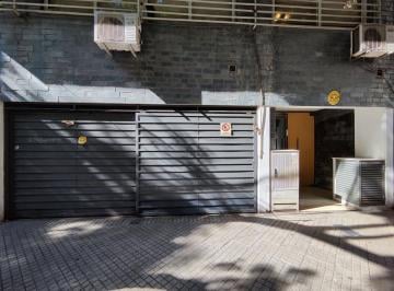 Garage · 15m² · 1 Cochera · Cochera Venta Pb Al Frente