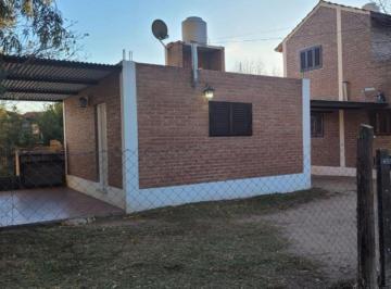 Casa · 90m² · 4 Ambientes · 2 Cocheras · Cabañas en Mina Clavero