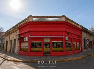 Local comercial de 2 ambientes, Ciudad de Santa Fe · Local en Venta Es Esquina en Barrio Candioti Sur