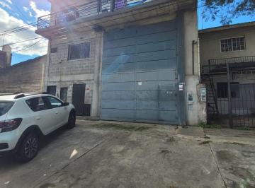Bodega-Galpón · 310m² · 2 Ambientes · Galpón/ Depósito en Alquiler