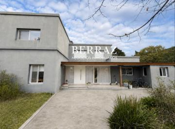 Casa · 235m² · 5 Ambientes · Casa Venta 4 Dorm. Lote de 800 m² Barrio St Matthew´s, Pilar, Zona Norte