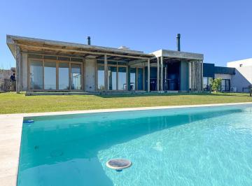 Casa · 188m² · 5 Ambientes · 2 Cocheras · Venta Casa 5 Ambientes Barrio El Naudir