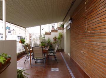 Departamento de 3 ambientes, Almagro · Depto 3 Amb C/balcon Terraza. Acepto Permuta