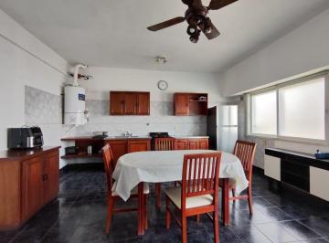 WER-WER-1903_2 · Venta de Casa con Galpon en San Martin