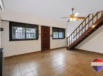 PH · 129m² · 4 Ambientes · 1 Cochera · PH en Venta Tolosa