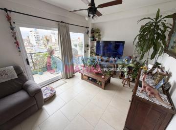 Departamento · 64m² · 3 Ambientes · 1 Cochera · Venta Piso Unico 3 Ambientes con Garage en Villa Pueyrredon