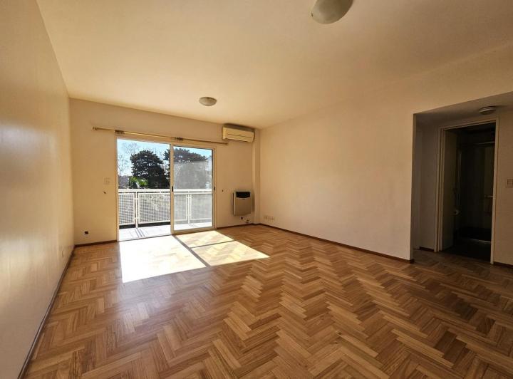 Departamento · 60m² · 3 Ambientes · 1 Cochera
