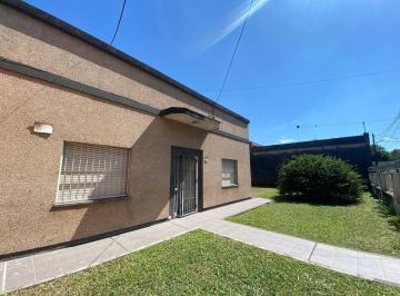 Casa · 180m² · 4 Ambientes · Venta Casa 3 Dorm. - Viamonte 1.200