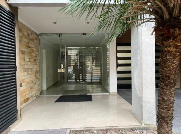 Departamento · 68m² · 3 Ambientes · 1 Cochera · Excelente Dpto en Dúplex 3 Amb Avellaneda Centro