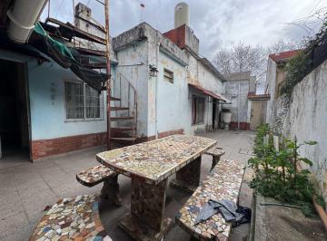 PH · 74m² · 3 Ambientes · Venta PH 3 Amb Parrilla Patio Refaccionar Caseros