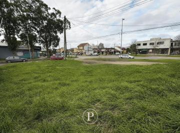 Terreno · 162m² · Venta Terreno Oportunidad Comercial en Barrio Zacagnini
