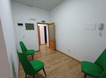 Local comercial · 40m² · Alquila Local Comercial, Consultorio Y/o Oficina