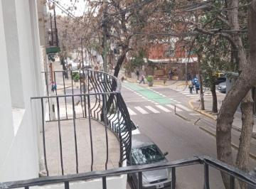 Departamento de 3 ambientes, Almagro · Depto 3 Amb Al Frente con Dos Balcones – Muy Amplio – 1° por Escalera – Buen Estado - Humahuaca 4300