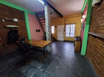 PH · 99m² · 4 Ambientes · 1 Cochera · Venta PH 4 Amb. Quilmes con Cochera