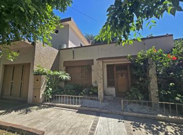 1 · Venta Casa 4 Ambientes en Villa Adelina