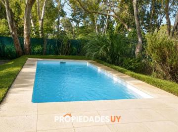 Foto1 · Casa de 3 Dorm. en Venta
