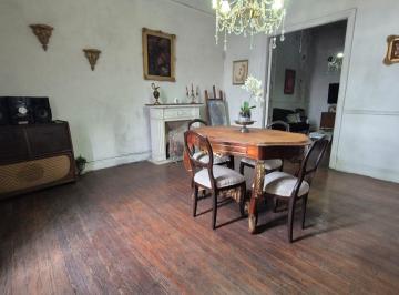 PH · 300m² · 6 Ambientes · Casa 5 Dorm con Terraza Oportunidad