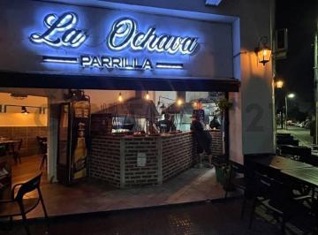 Fondo de comercio · 80m² · 4 Ambientes · Venta de Fondo de Comercio Parrilla en Devoto