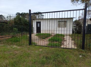 Casa · 48m² · 2 Ambientes · Alquila Casa en El Pinar Norte
