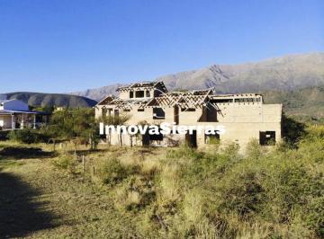 Casa · 350m² · 14 Ambientes · Oportunidad Propiedad en Venta con Impresionante Vista, Los Pozos, Villa de Las Rosas, Traslasierra