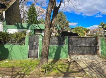 Casa · 65m² · 4 Ambientes · 2 Cocheras · Casa en Venta con Lote Propio 255 m² · Bajo San Isidro · Potencial Pb 2 Pisos