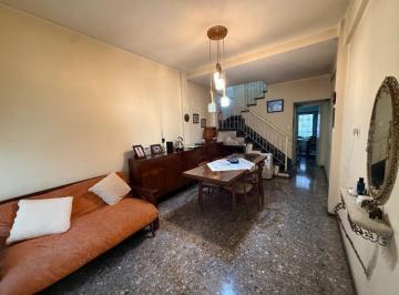 Casa · 65m² · 3 Ambientes · 1 Cochera · Duplex de 3 Amb con Cochera Descubierta y Patio, en Venta, El Palomar