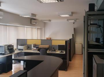 Oficina comercial · 50m² · 2 Ambientes · 1 Cochera · Oficina de 50 m² en Alquiler con o Sin Muebles