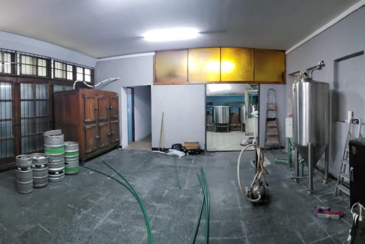 Excelente oportunidad de inversión sobre un lote de esquina de 206, 80 m²